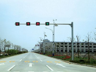河南交通信号杆